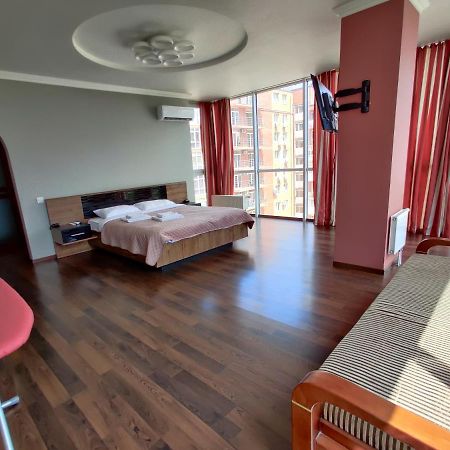 Micromegas Apartments Czerniowce Zewnętrze zdjęcie
